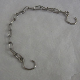 Chain with hardened S-hooks
