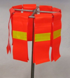 Hydranten-Pit-Flagge mit Flaggenmast